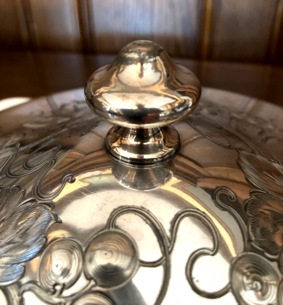 ANTIQUE DERBY SILVER PLATE COMPANY WARMING DISH