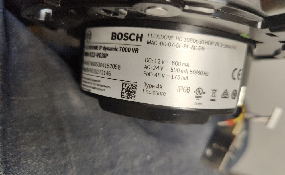 Bosch NIN-932-V03IPS Flexidome IP Dynamic 7000 Dome Camera 3-9mm + VDA-WMT-DOME