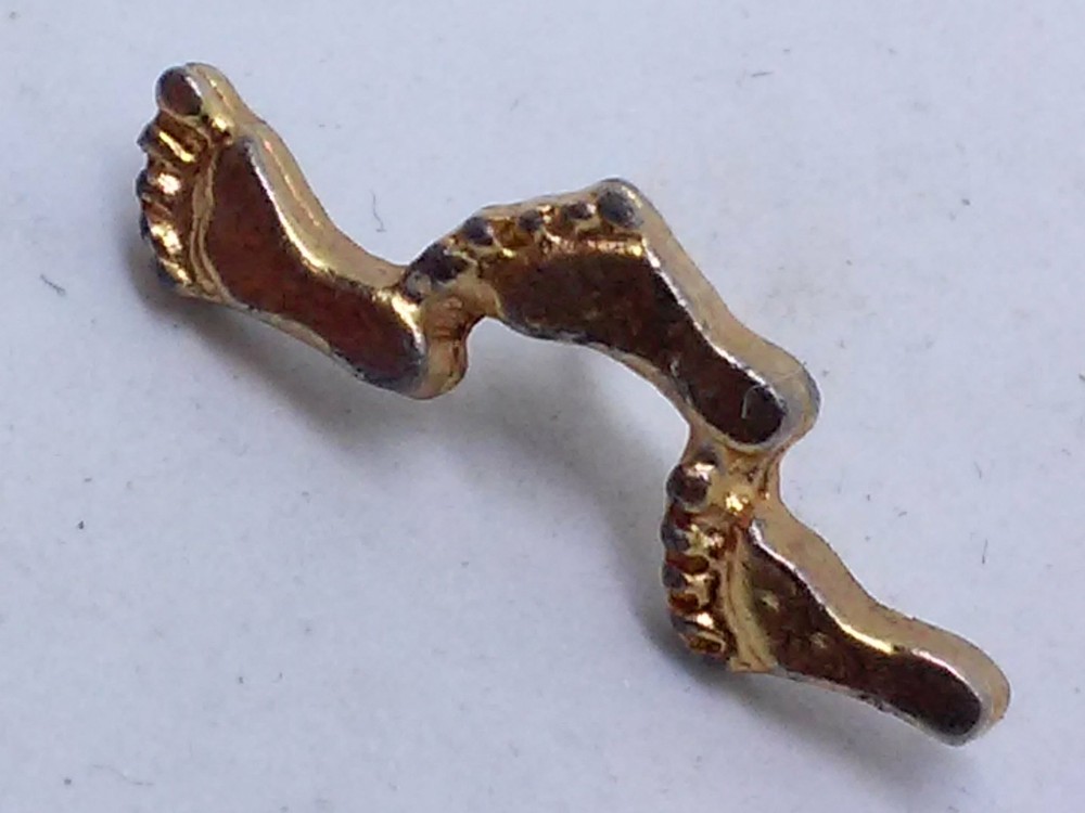 Vintage Footsteps Three Foot Lapel Pin