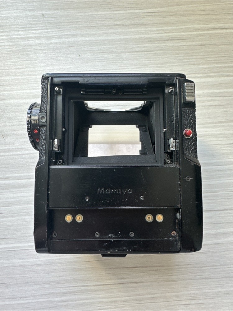 Mamiya M645 1000S Medium format Camera Body Only