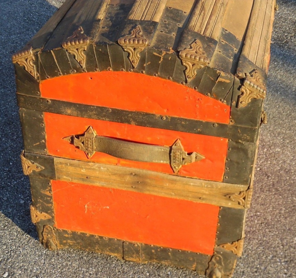 Antique Dome Top Trunk Painted Red - Musty / Mildew Odor Inside