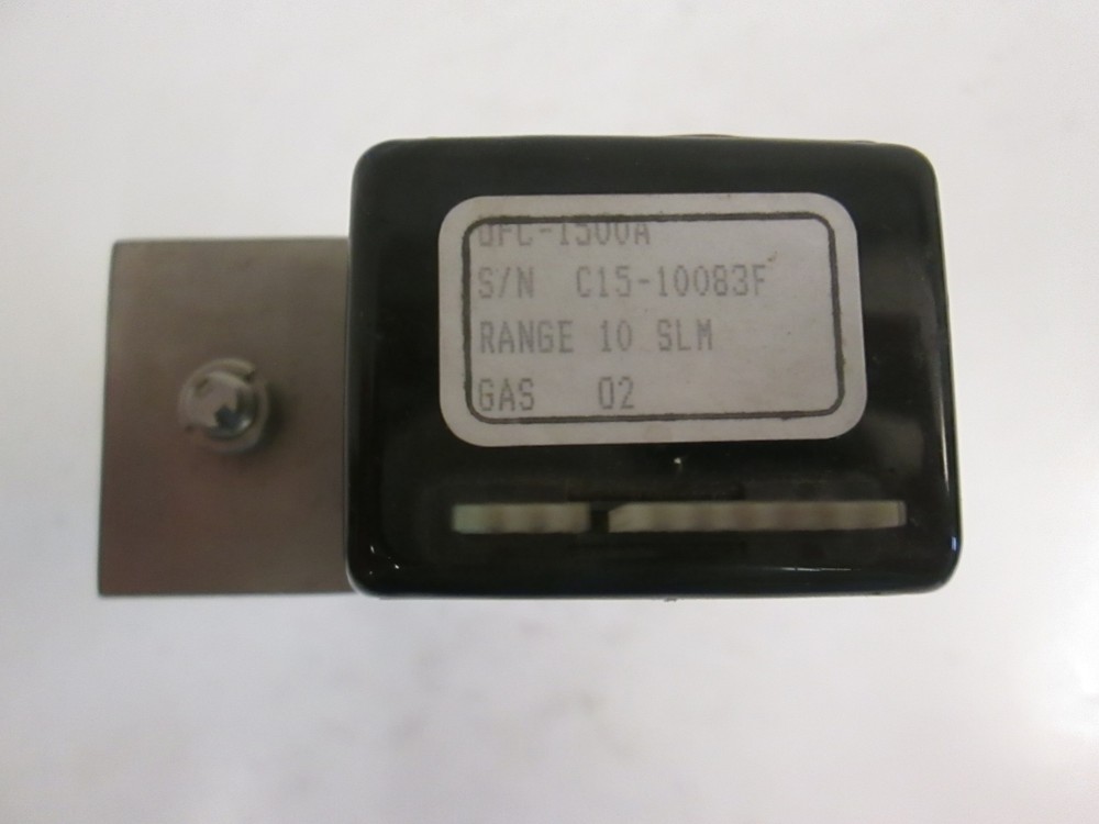 Unit UFC-1500A Mass Flow Controller, Gas, O2, 10 SLM