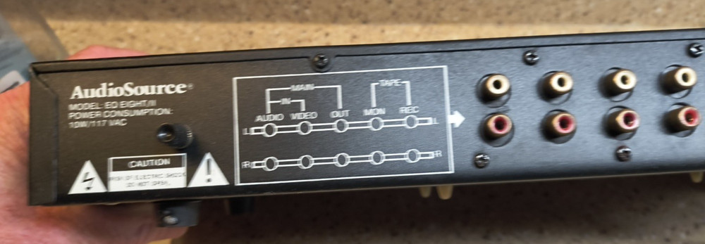 AudioSource - Model EQ Eight/Series II - 10 Band Graphic Equalizer - tested