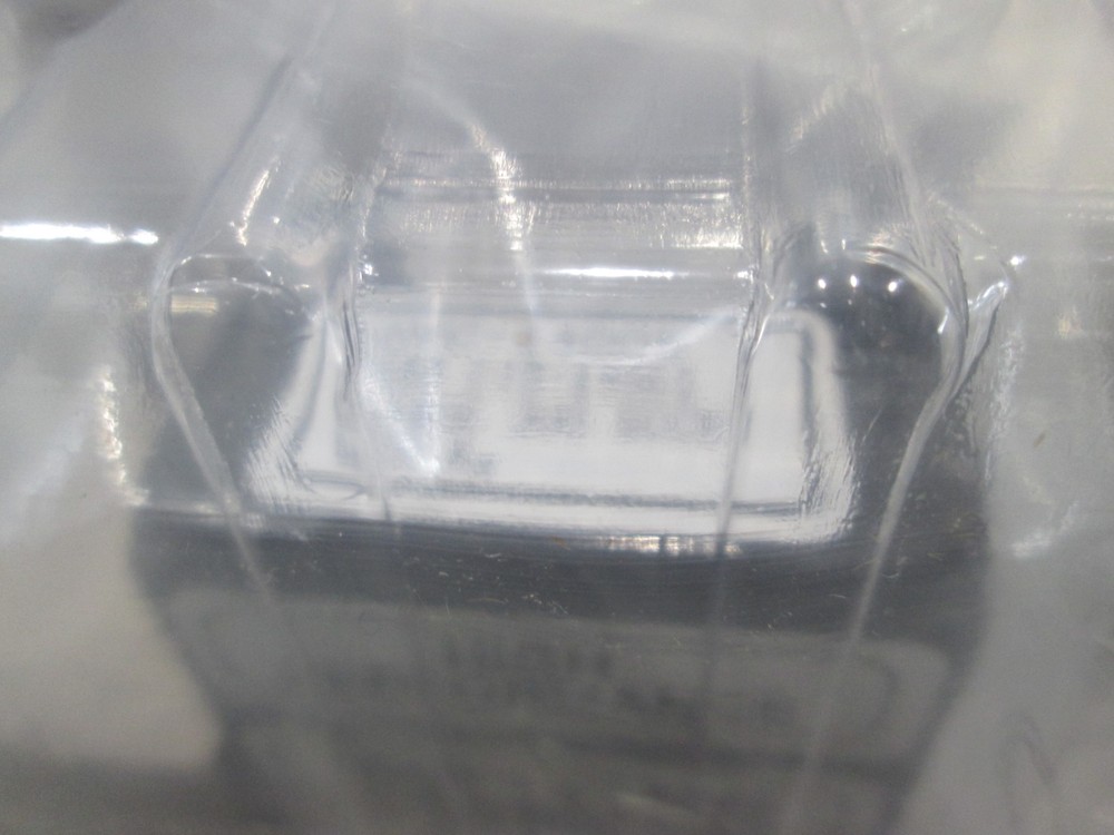 Unit, UFC-1400N, Mass Flow Controller, H2, 300 SCCM, New