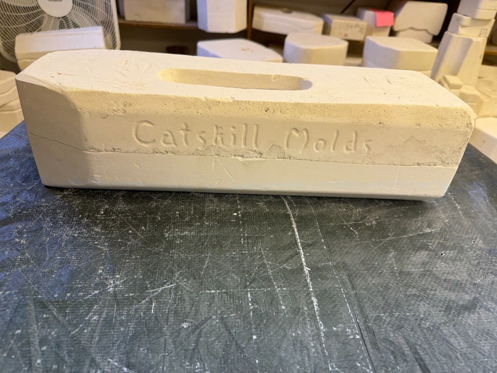 VINTAGE CATSKILL CERAMIC MOLD #CM-73 PENCIL BOX