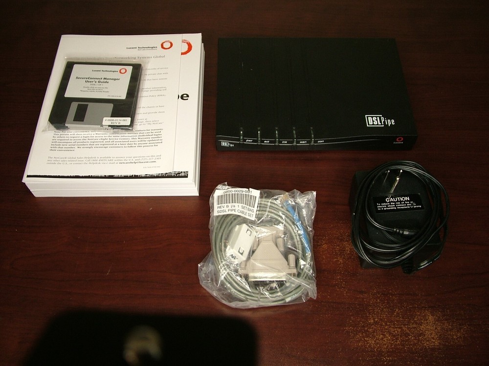 Lucent Technologies Pipeline Remote Access Router Model DSL-HST