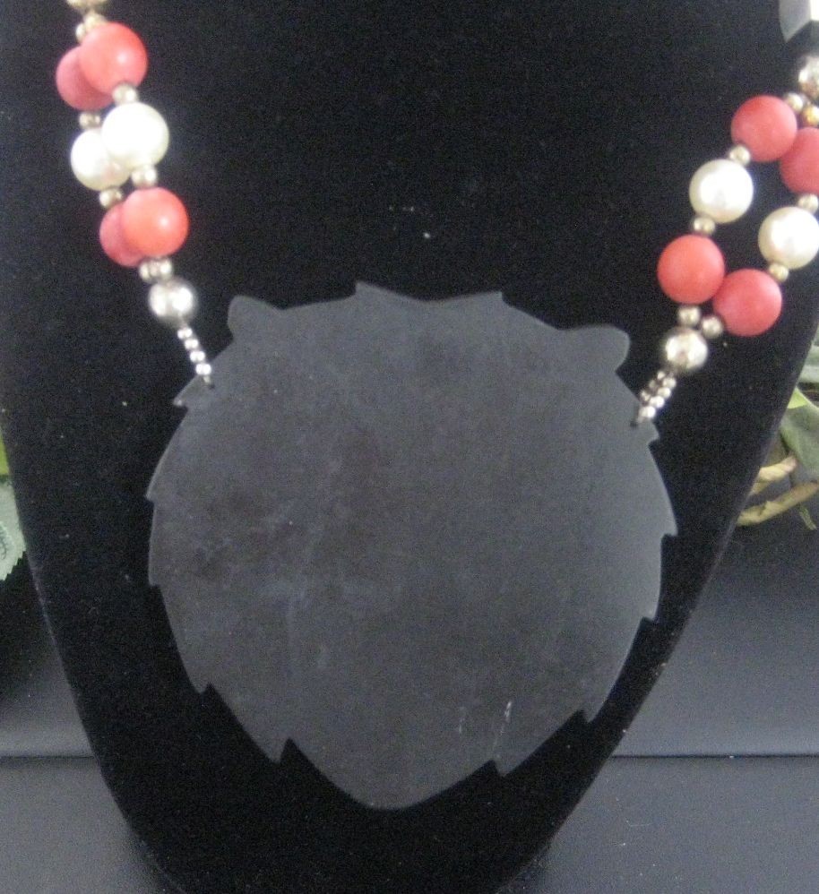 Lee Sands? Tiger pendant Necklace