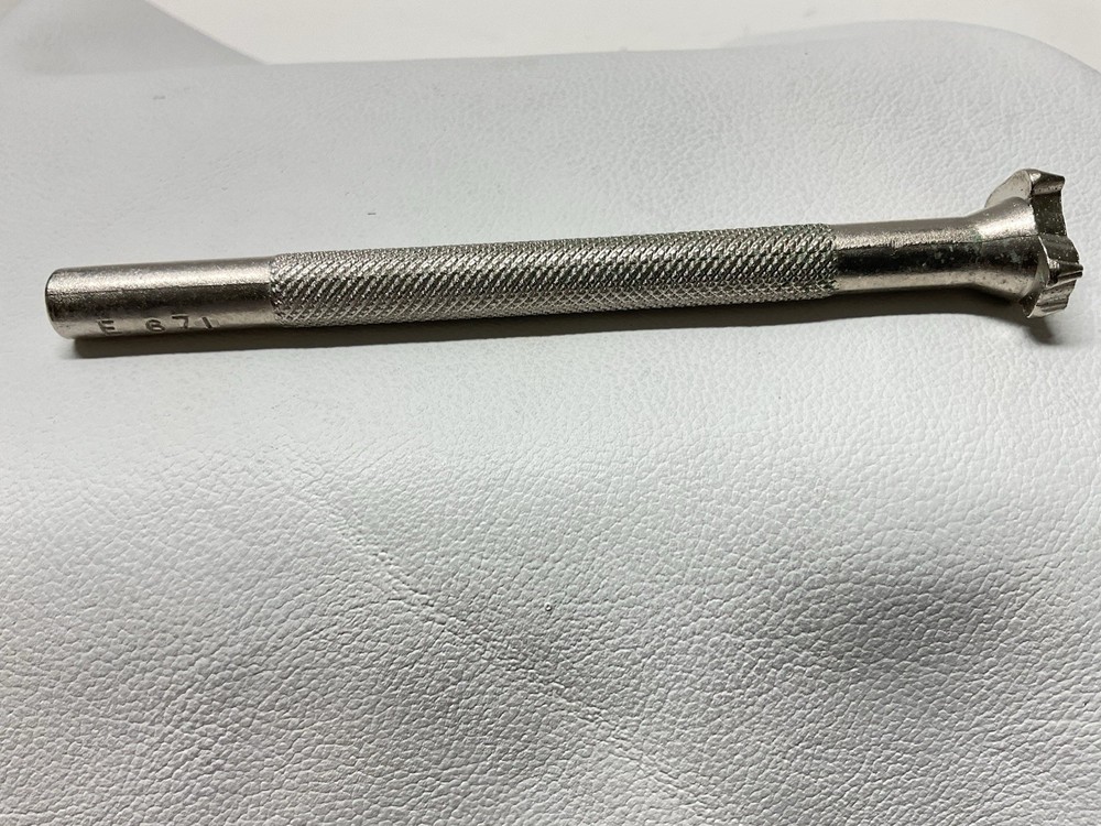 CRAFTOOL #E671 Special Leather Stamping Tool (RefC2)