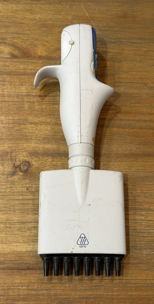 Biohit eLine e120 5-120 uL Electronic 8-Channel Multi-Channel Pipette