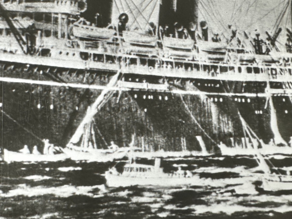 1939 IMAGE PRESS RELEASE: HMS RAWALPINDI SUNK FP486