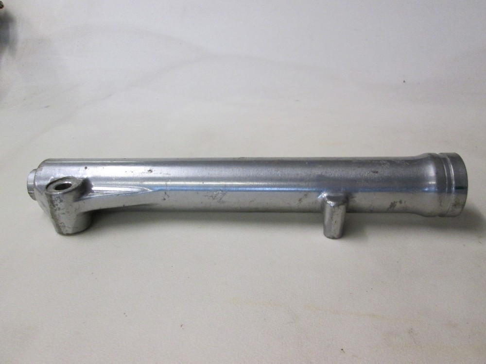 Suzuki TS 100 125 Fork Bottom Lower 1986 (S0841)