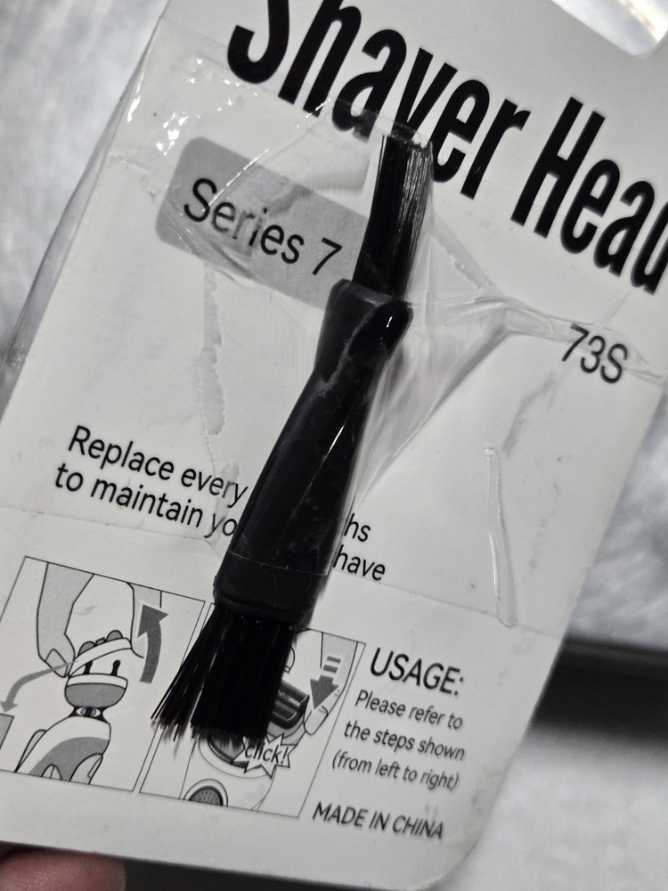 73s Replacement Shaver Head For Braun Series 6 open pack