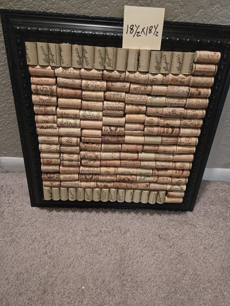Used wine bottle corks.