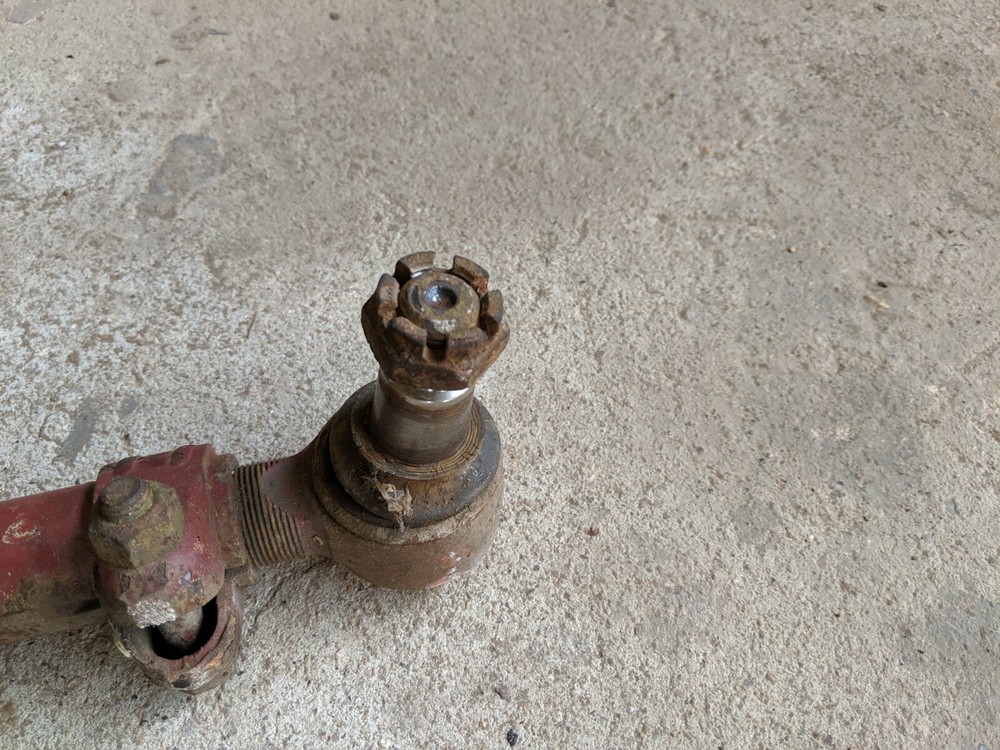 TIE ROD REMOVED FROM 75-E-17