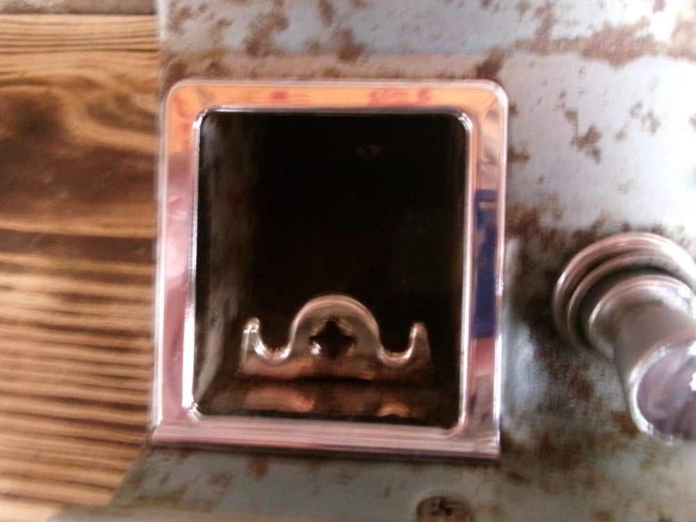 1961 CADILLAC DASH ASH TRAY AND LIGHTER