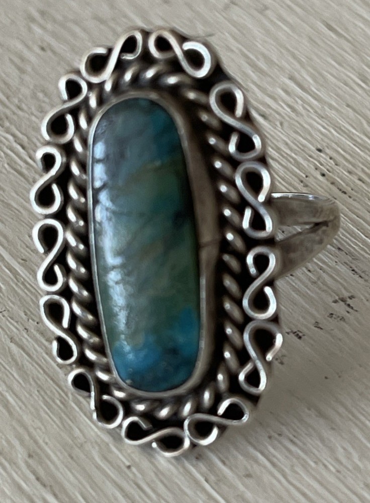 Vintage Native American Signed Chrysocolla Oval Silver Ring AM