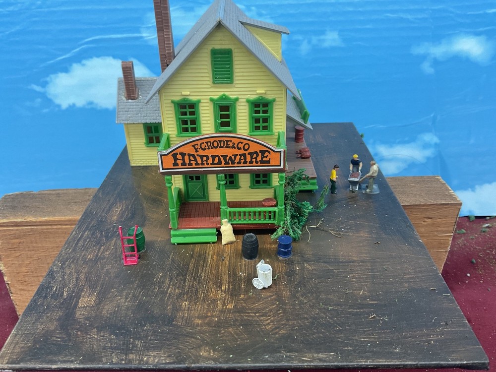 F G RODDE & CO. HARDWARE
