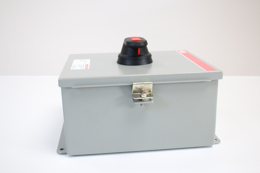 ABB Enclosed Disconnect Switch model EOT100U3M3-P