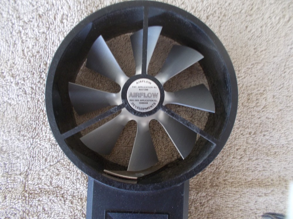 AIRFLOW LCA 6000 PRECISION ANEMOMETER