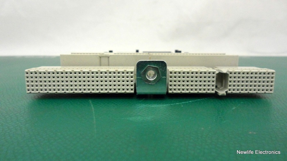 HP A3639-69113 Disk/Media Backplane A3639-60013