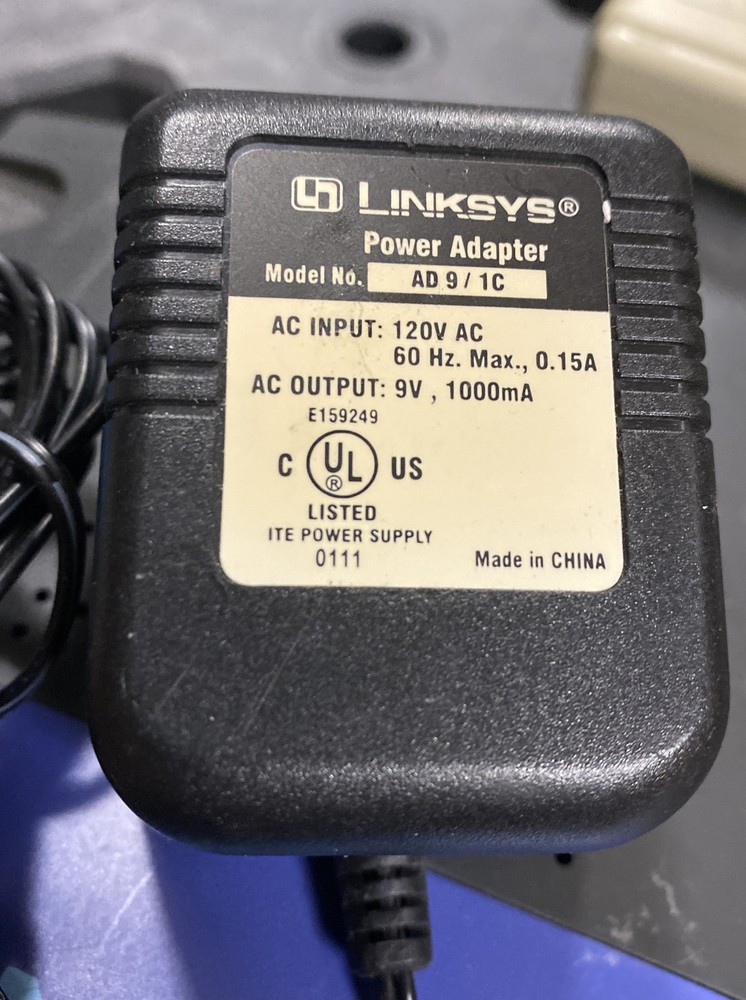 Linksys EtherFast Cable/DSL Wired Router (BEFSR41), 4-port