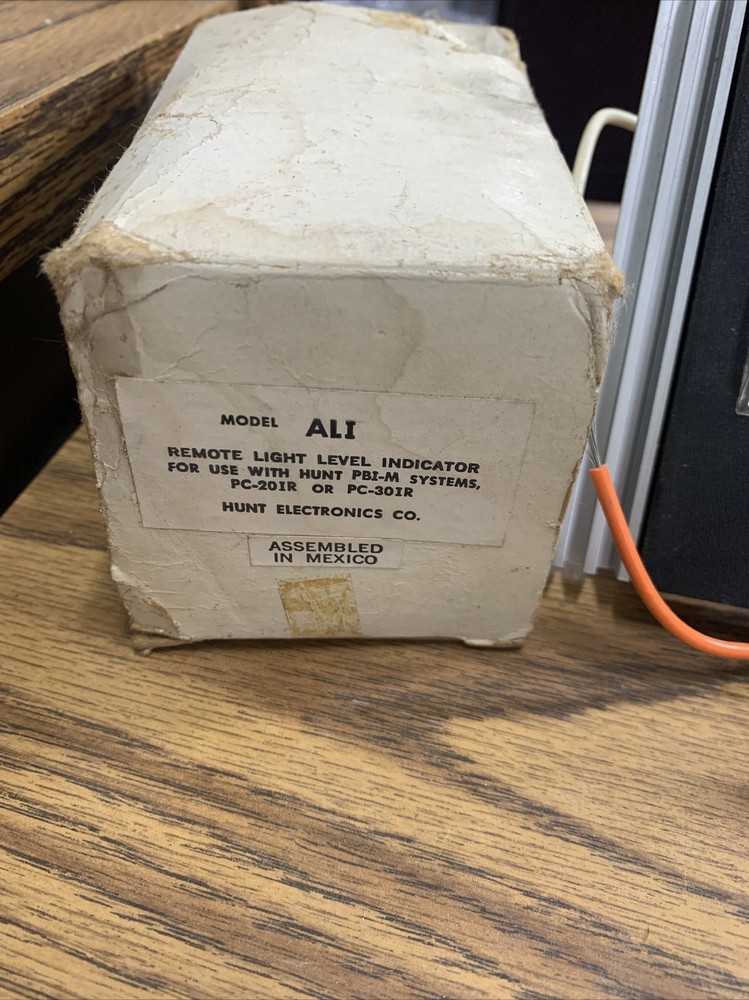 Hunt Electronics Model ALI Remote Light Level Indicator