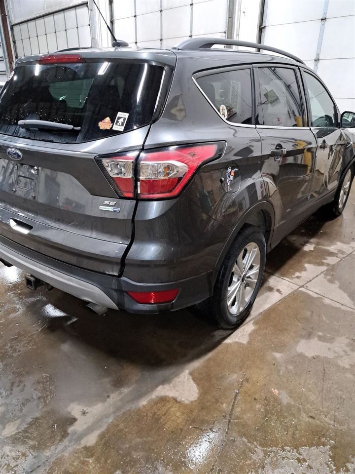 2018 Escape Display Screen Sku#4333447