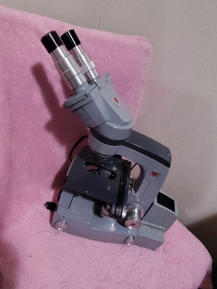 Rare AO Spencer Phase Contrast Microscope. Needs Lens. See Pictures/Description.