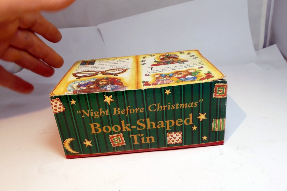 "Night before Christmas" Book Shaped Tin with box mouse sleep - boxed