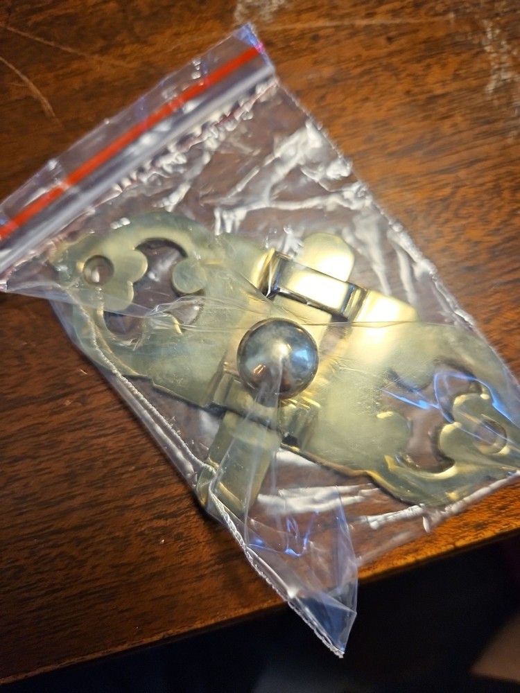 Solid Brass Victoria Latch Box Slot