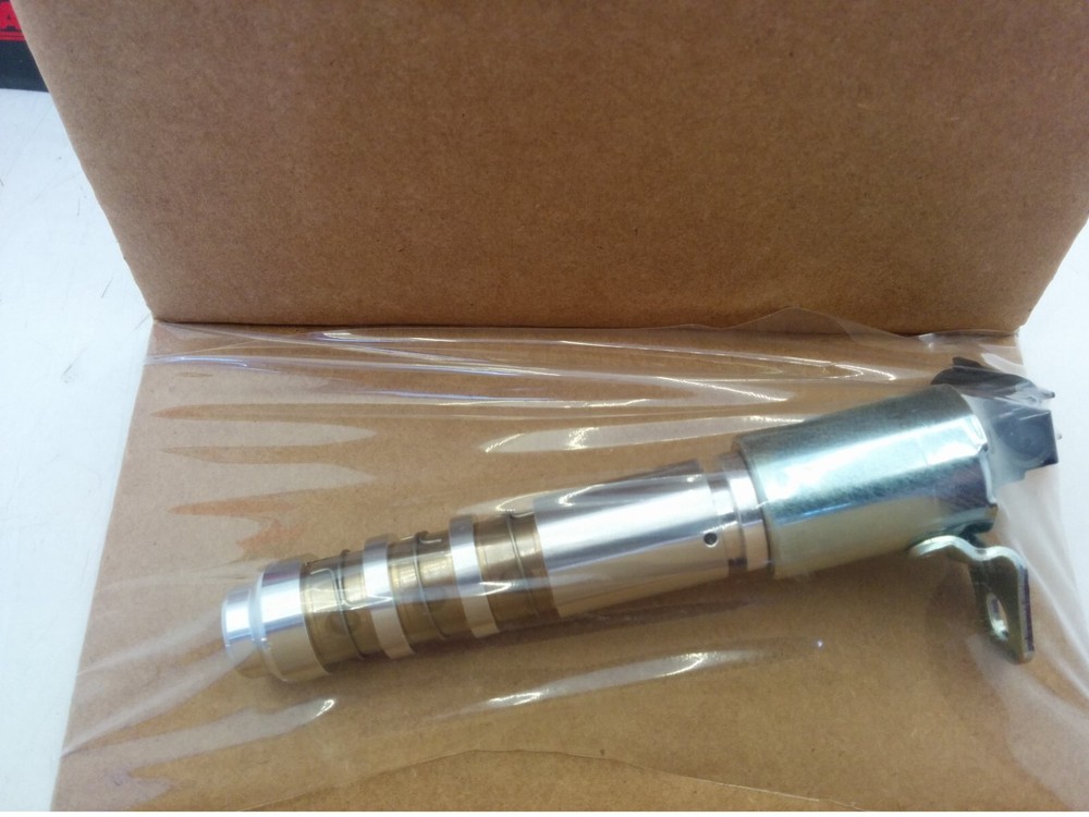 CARDONE 7V-1004 VVT VARIABLE VALVE TIMING SOLENOID, NIB