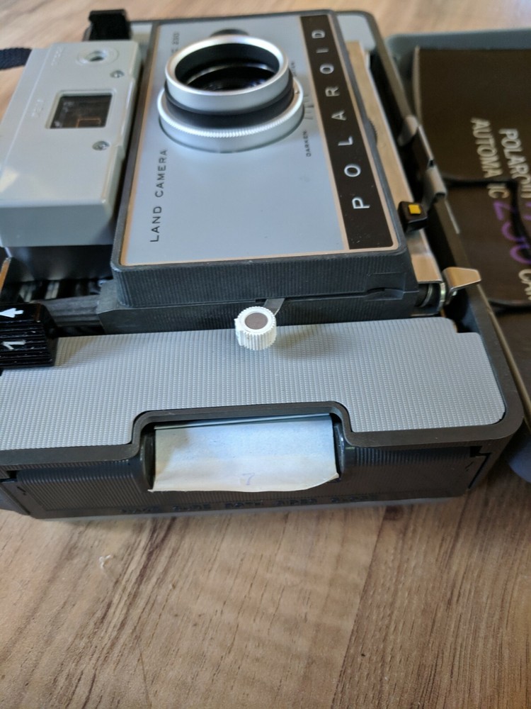 Vintage Polaroid Automatic 230 Land Camera