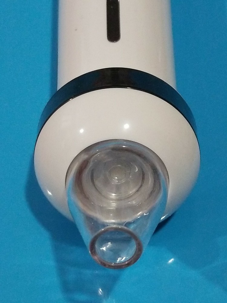 Oveo MICRODERMABRSION DEVICE Skinicure BLACKHEAD REMOVER . OPENED BOX