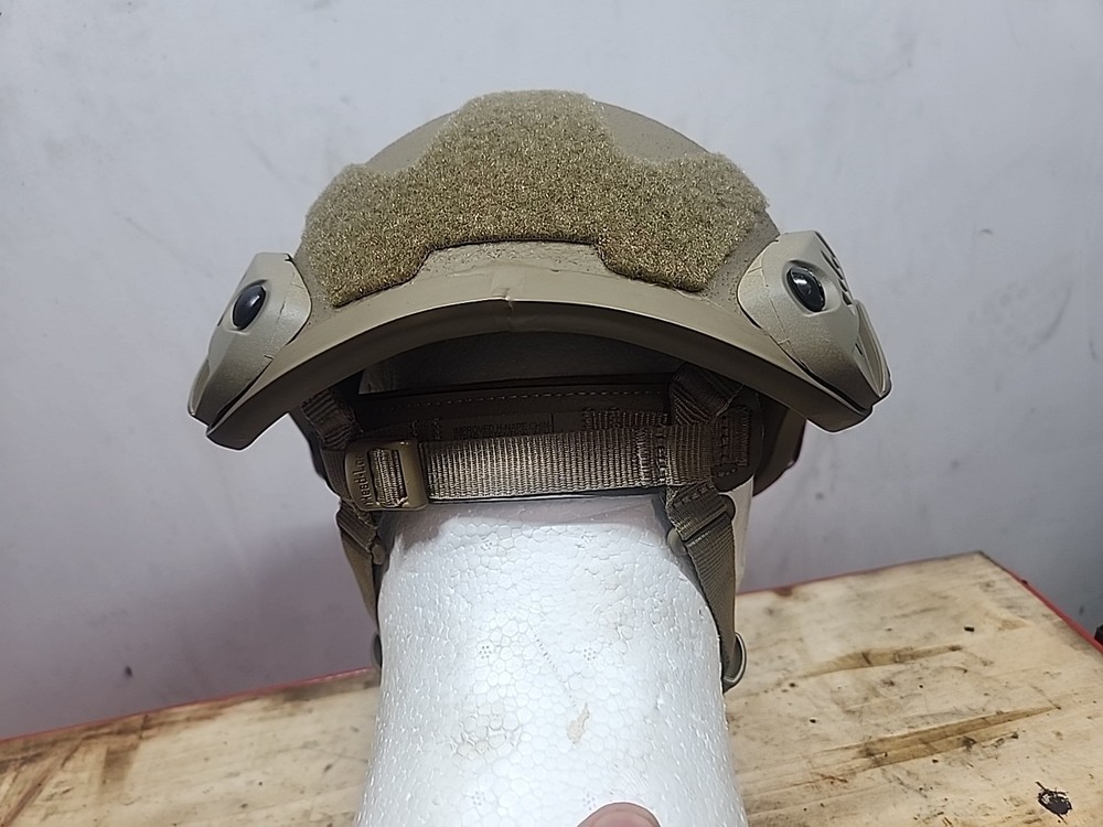 USMC GENTEX HELMET, HIGH CUT, SIZE LARGE
