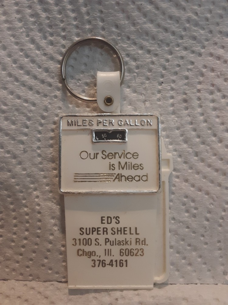 SUPER SHELL GAS PUMP SHAPE KEYCHAIN MILES PER GAL MILES DRIVEN