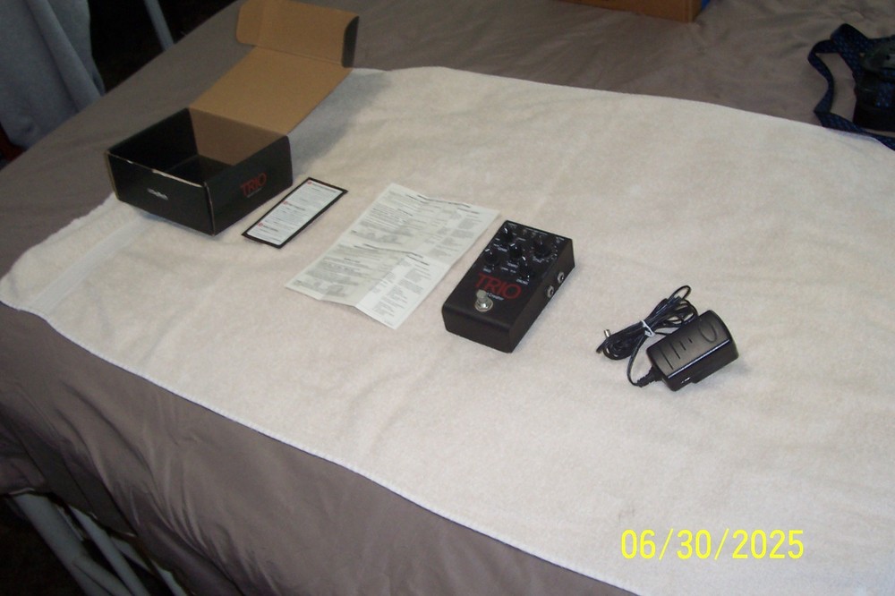 DigiTech TRIO Band Creator Guitar Effect Pedal