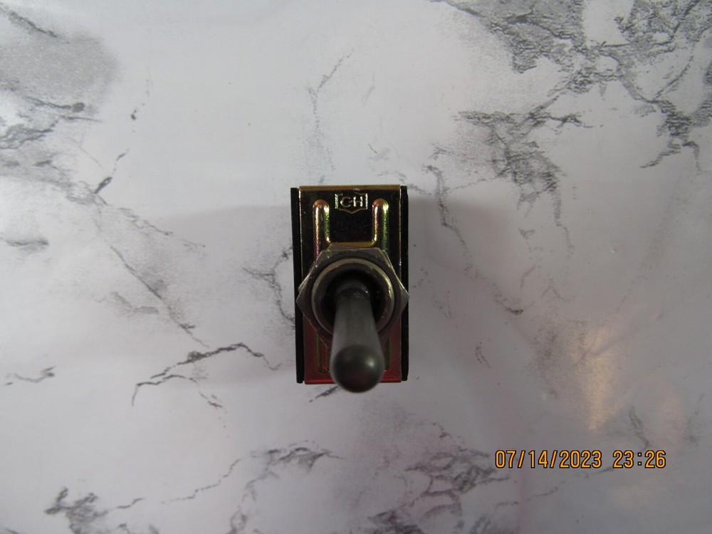Cutler Hammer Toggle Switch ST52N On-On