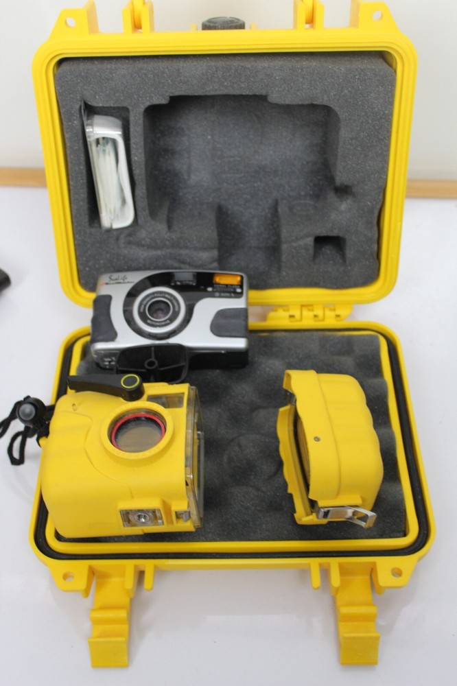 Sealife Reefmaster Automatic Under Water Camera with Flash Shell and Camera 35mm