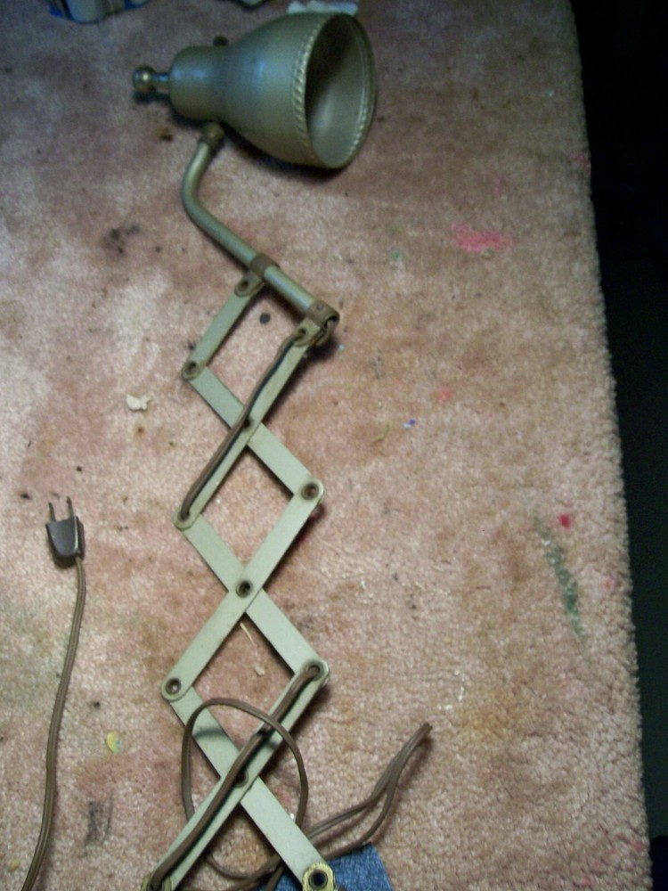 INDUSTRIAL TYPE SISSORS LAMP