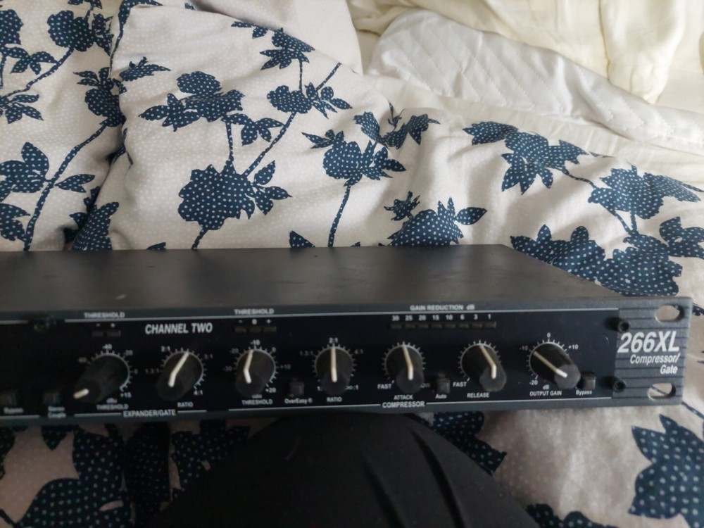 dbx 266XL 2-Channel Compressor/Gate CG01B9H