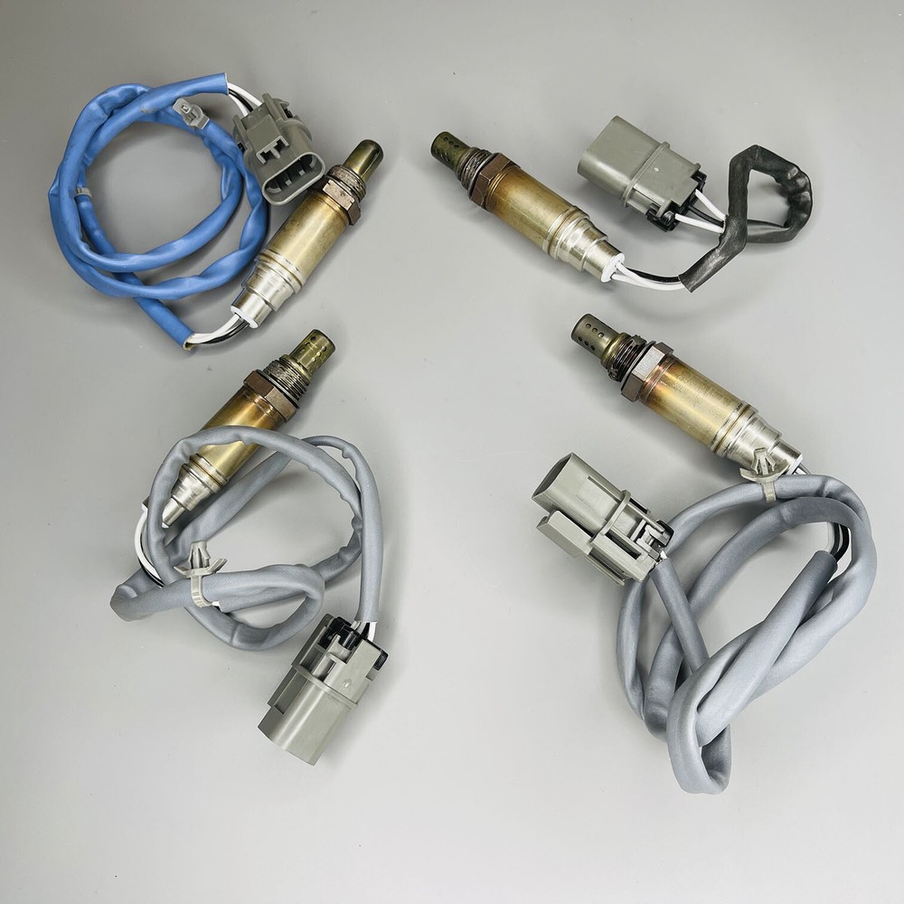 For 2003 Nissan Frontier 3.3L 4PCS Lambda Oxygen Sensor 15961*2 15821 15820