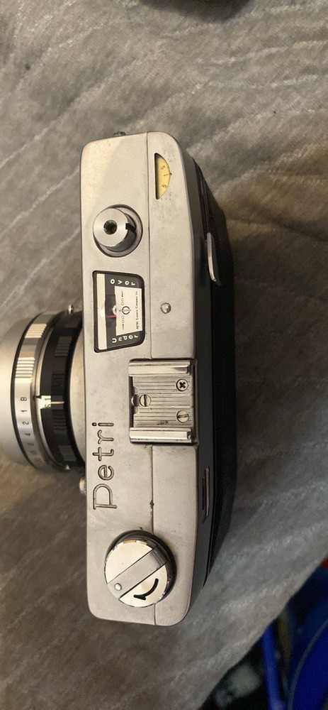 Petri Vintage Rangefinder Camera Black and Silver