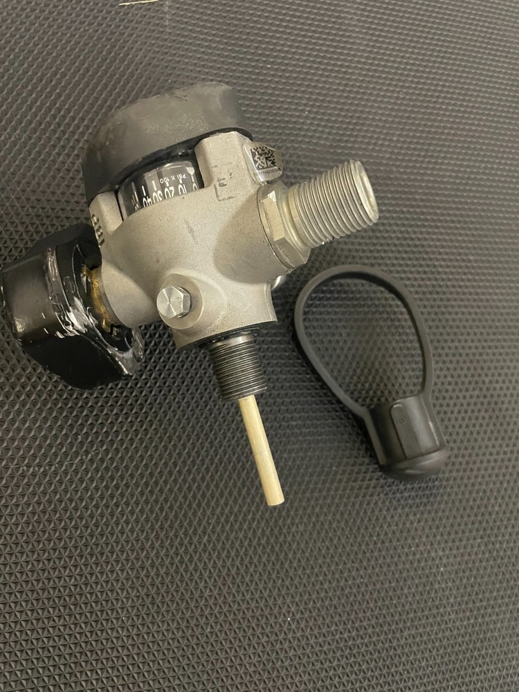 SCOTT SCBA 5500psi Snap-Change Cylinder Valve Assembly