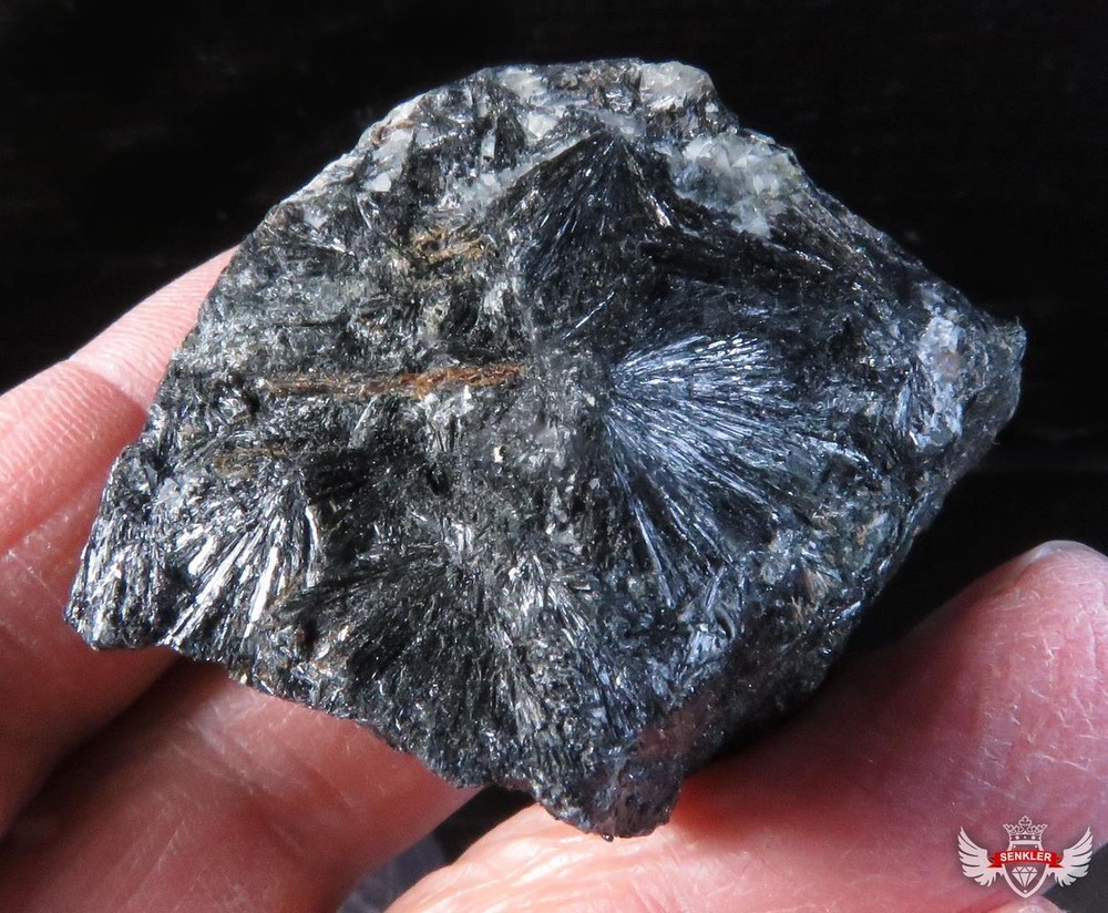 89GR. NICE EUDYALITE SPECIMEN - RUSSIA