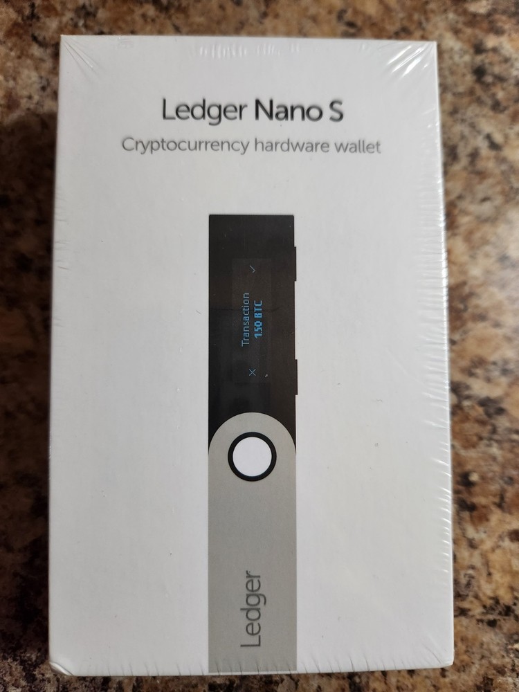 Ledger Nano S Cryptocurrency Hardware Wallet & Cable Kit - BNIB