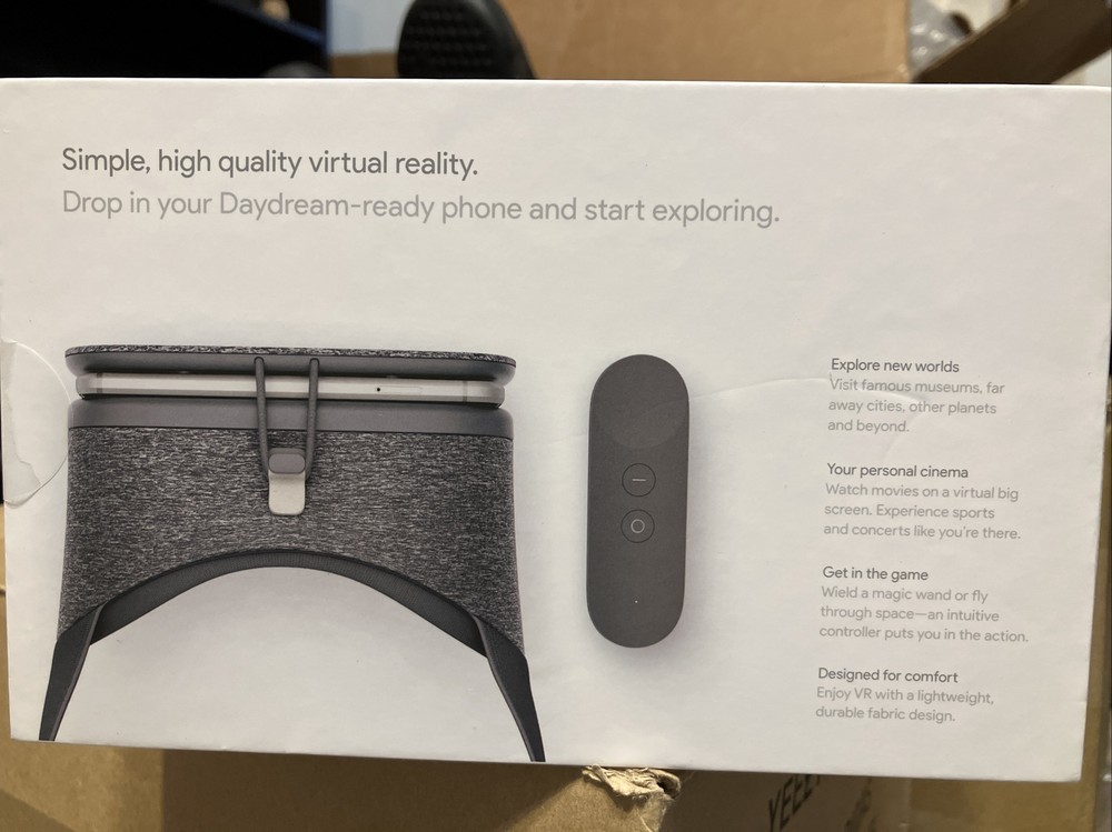 Google Daydream View VR Headset - Slate