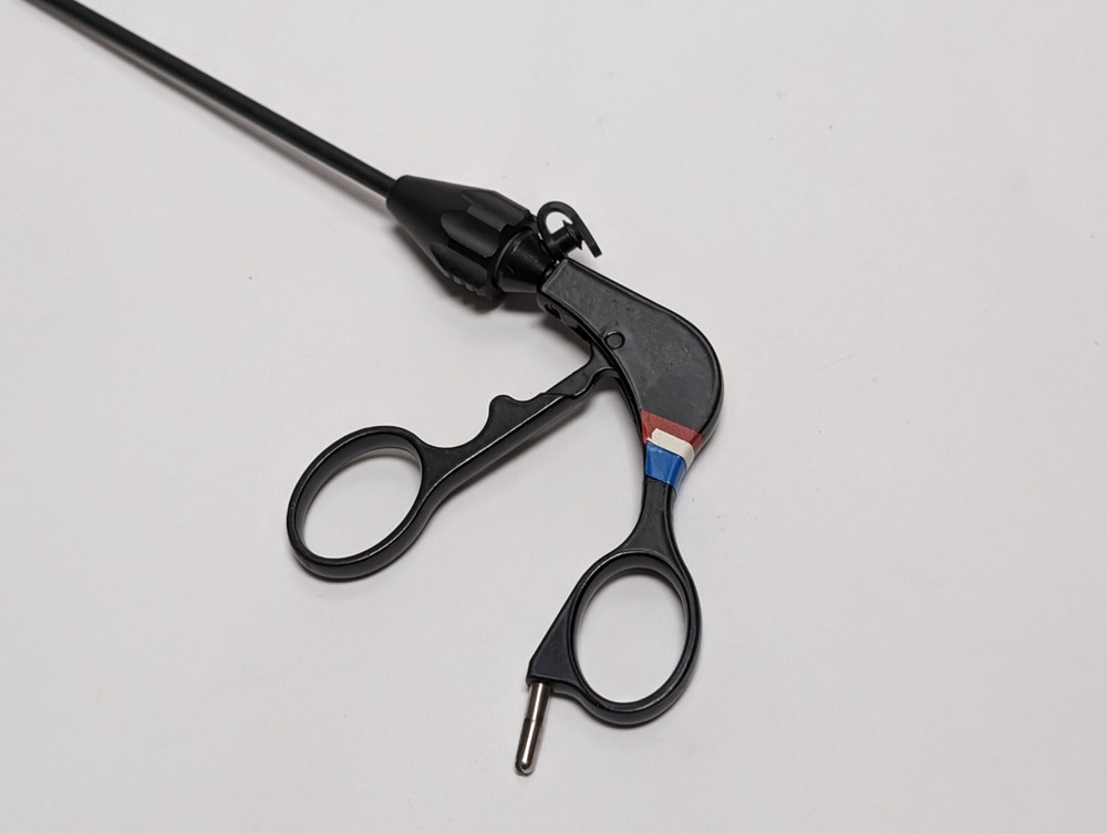 DYONICS 7208034 Forceps (USED).