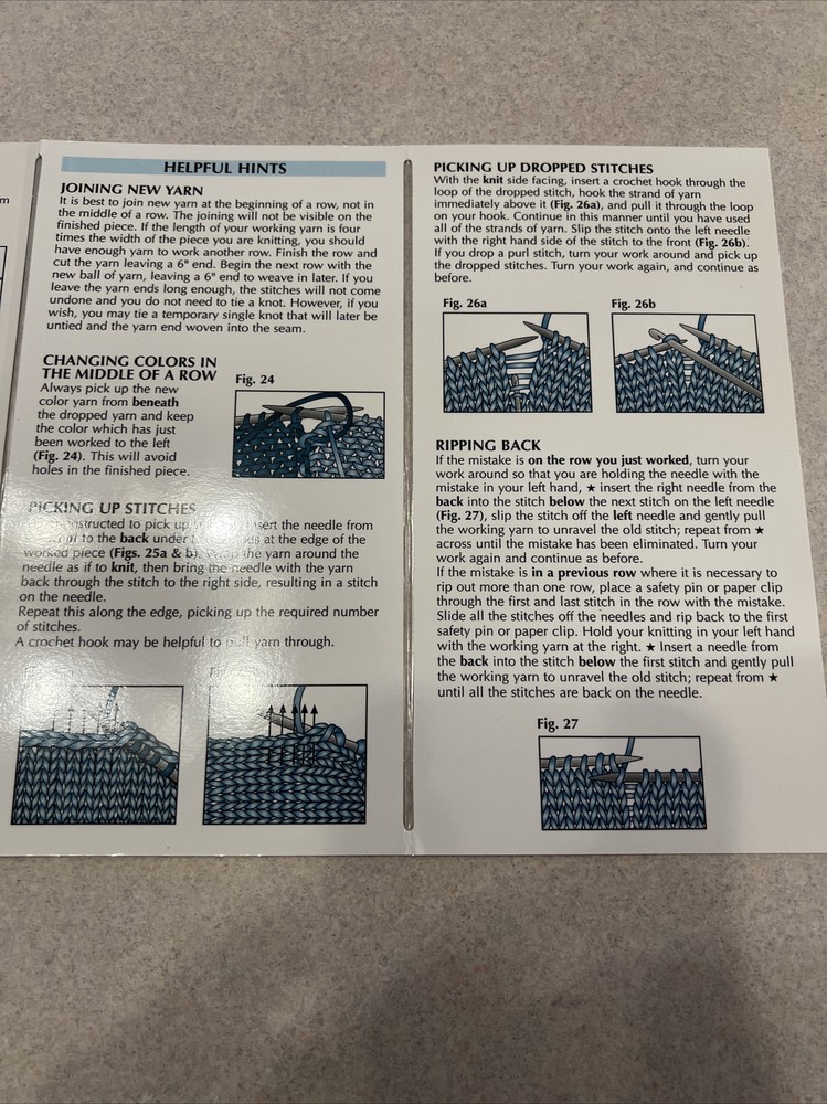 Laminated Knitting Reference Fold Out Pocket Guide - Leisure Arts