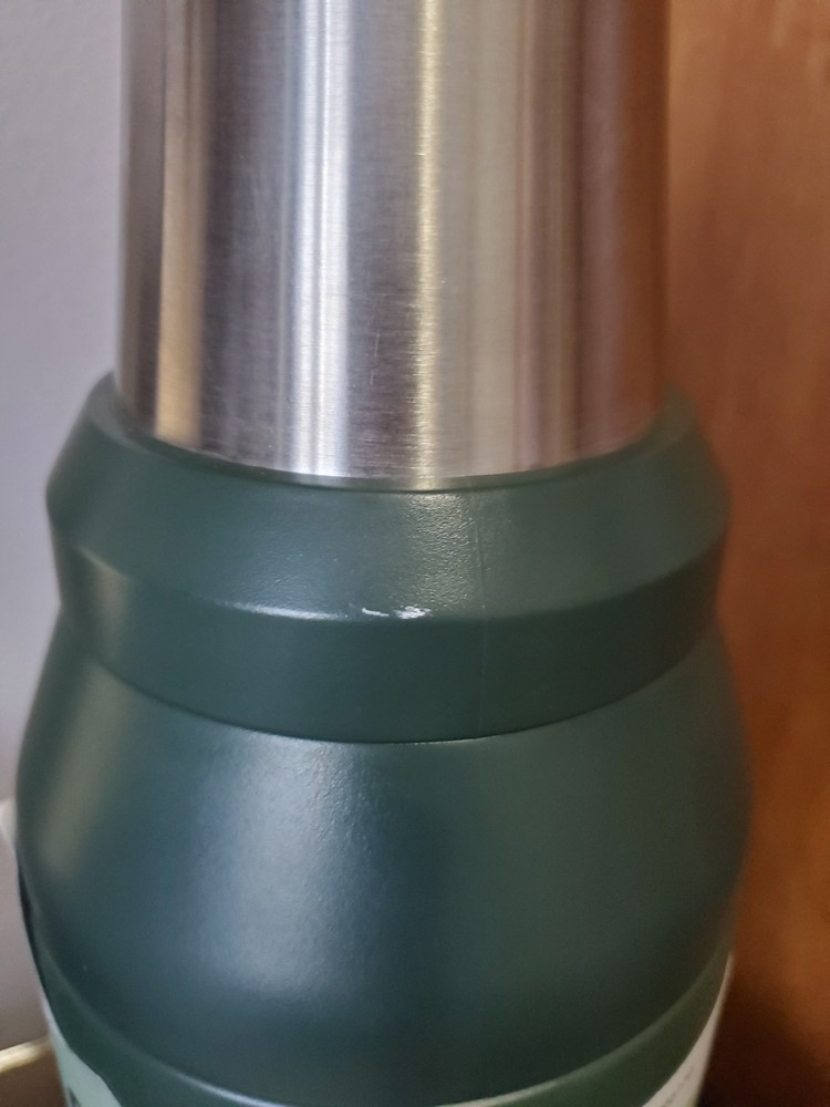 Manna 64 oz Jug with 4 Stackable Cups Green