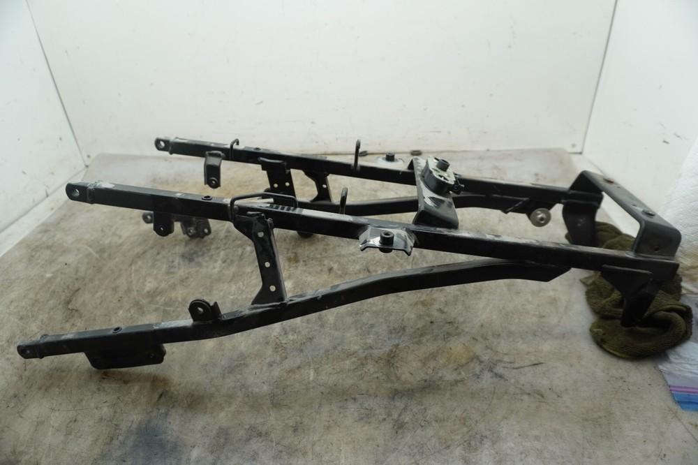 09 SUZUKI VSTROM DL 650 REAR SUBFRAME E-5066